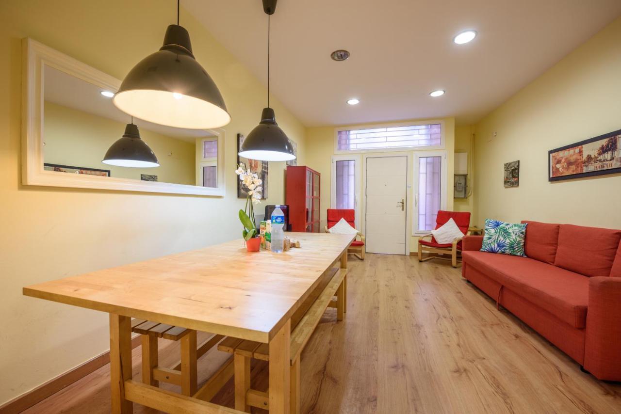 Ramblasrentals Chic & Spacious Flat Pool Table 15M Ramblas - Parking - Wifi Barcelona Exterior foto